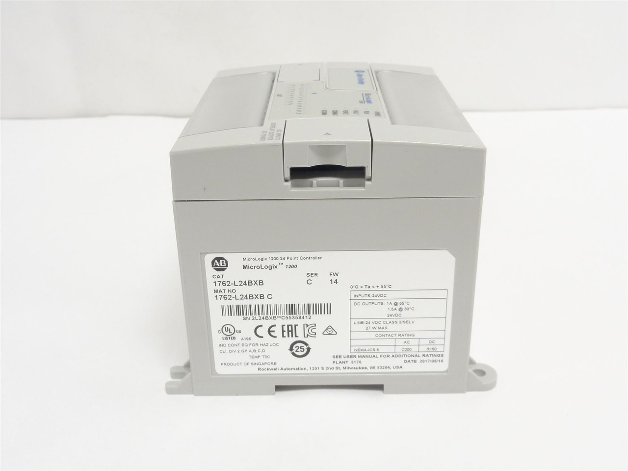 Allen-Bradley 1762-L24BXB; MicroLogix 1200 Controller; 24VDC