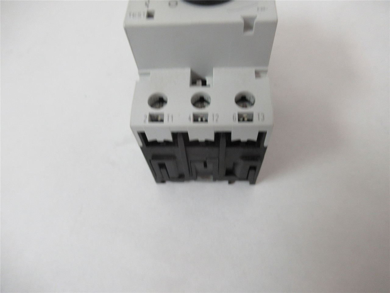 Eaton XTPT010BC1; Manual Starter 6.3-10A 3-Poles