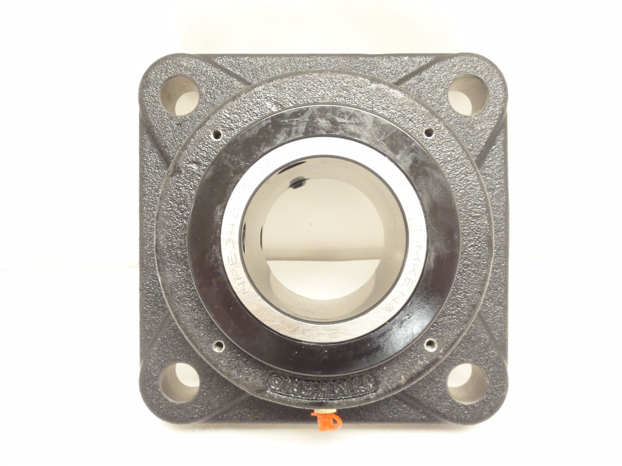 Timken E-4BF-TRB-2 3/4; Flange Roller Bearing; 2-3/4"ID