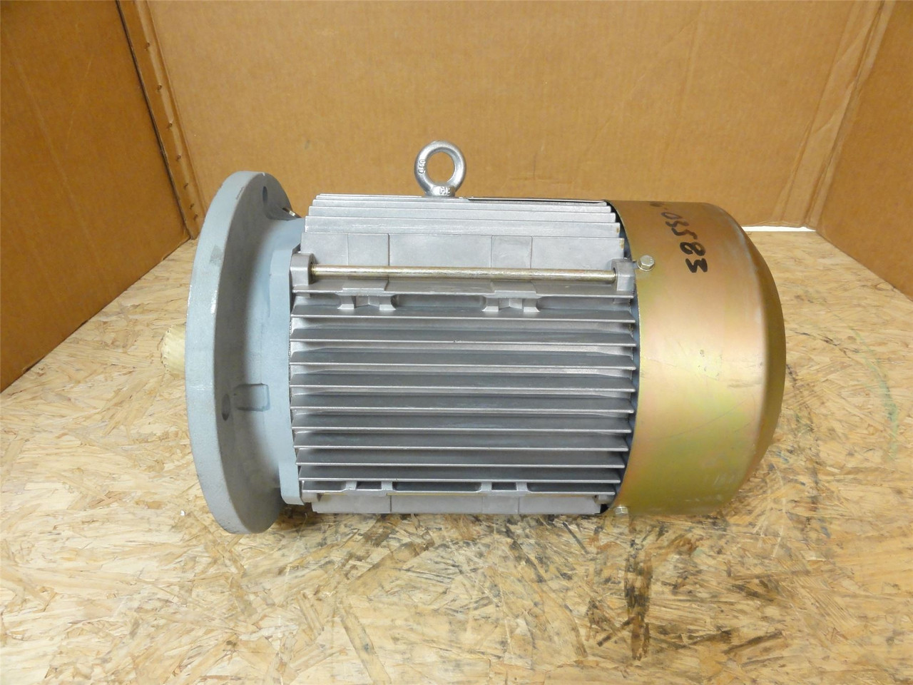SEW DFV112M4; AC Motor; 4.4kW; 415-460V; 1720RPM; 3PH; 60HZ