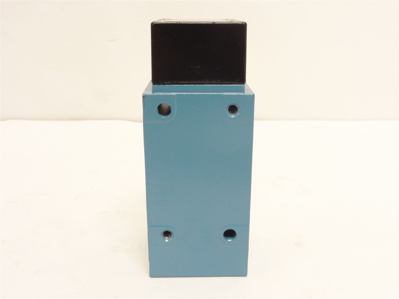 Honeywell LSA4L; Snap Action Limit Switch 10A; 600VAC; 3/4NPT