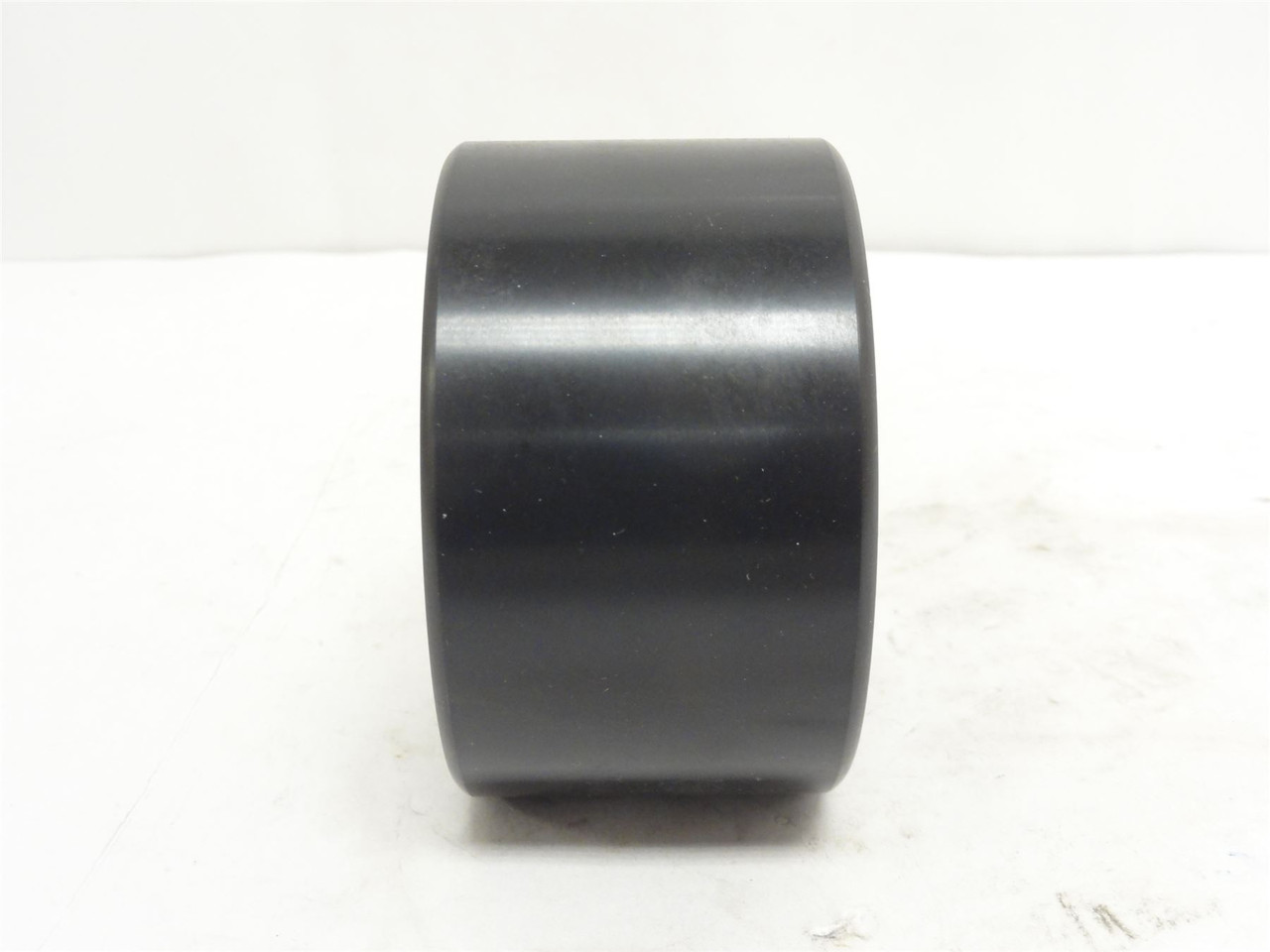 Smith YR-3-1/2-X; Flat Yoke Roller 1-1/8"ID x 3-1/2"OD x 2" W
