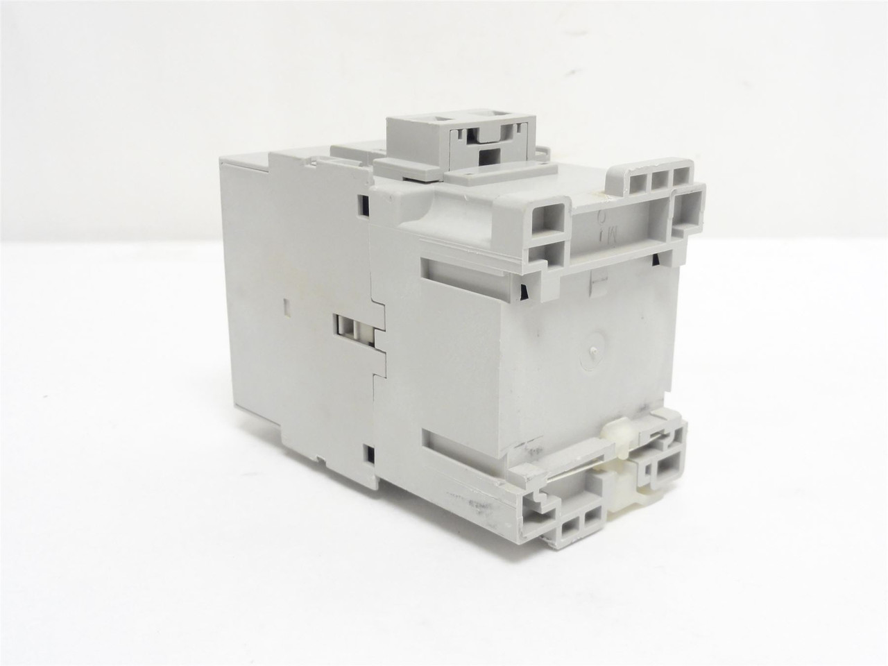 sprecher+schuh CA7-55E-00; Contactor; 55A; 3P; 590VAC; Coil: 24VDC