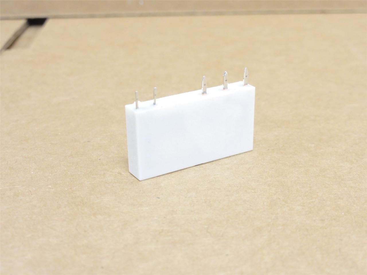 Phoenix 2961105; Solid State Relay; 6A; 250VAC; SPDT; 5-Pin
