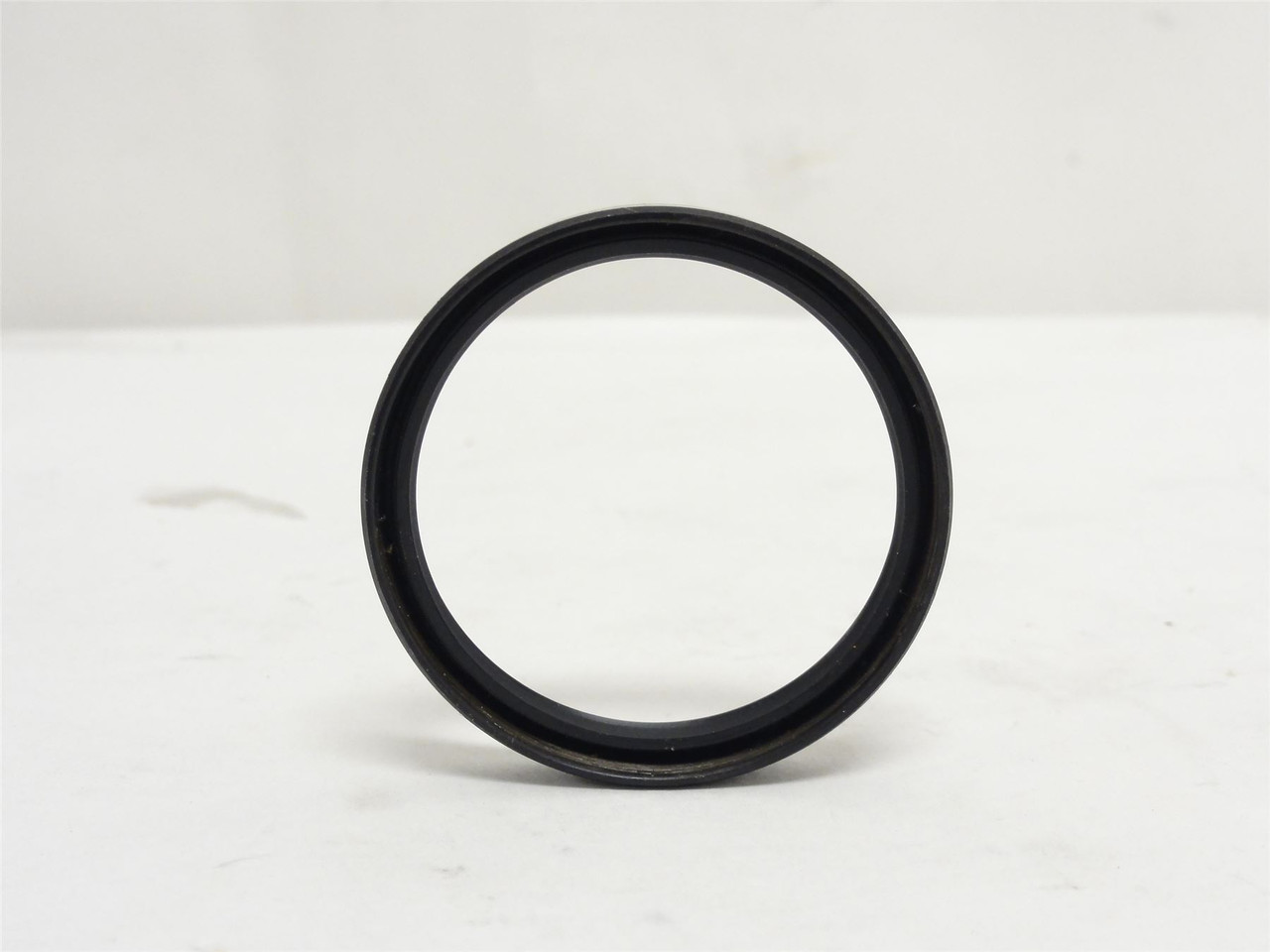 TCM 40X52X8-R2LS32-S; Oil Seal; 40mmID x 46mmOD x 8mm Width