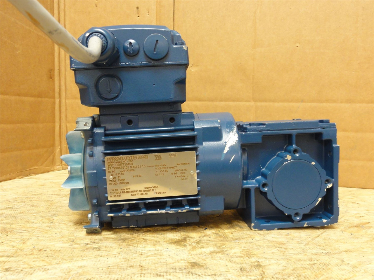 SEW W20DRN71MS4; Gearmotor 19.5:1 Ratio; 1/3HP; No Shroud