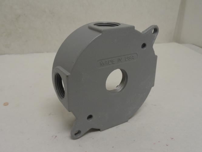 Commercial Electric RB35PSH; Round Box; Silver; 3/4" Holes