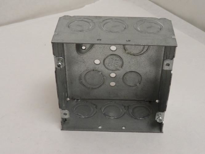 Steel City 721711/23/4E; Lot-3; Conduit Box; 4-11/16" Square