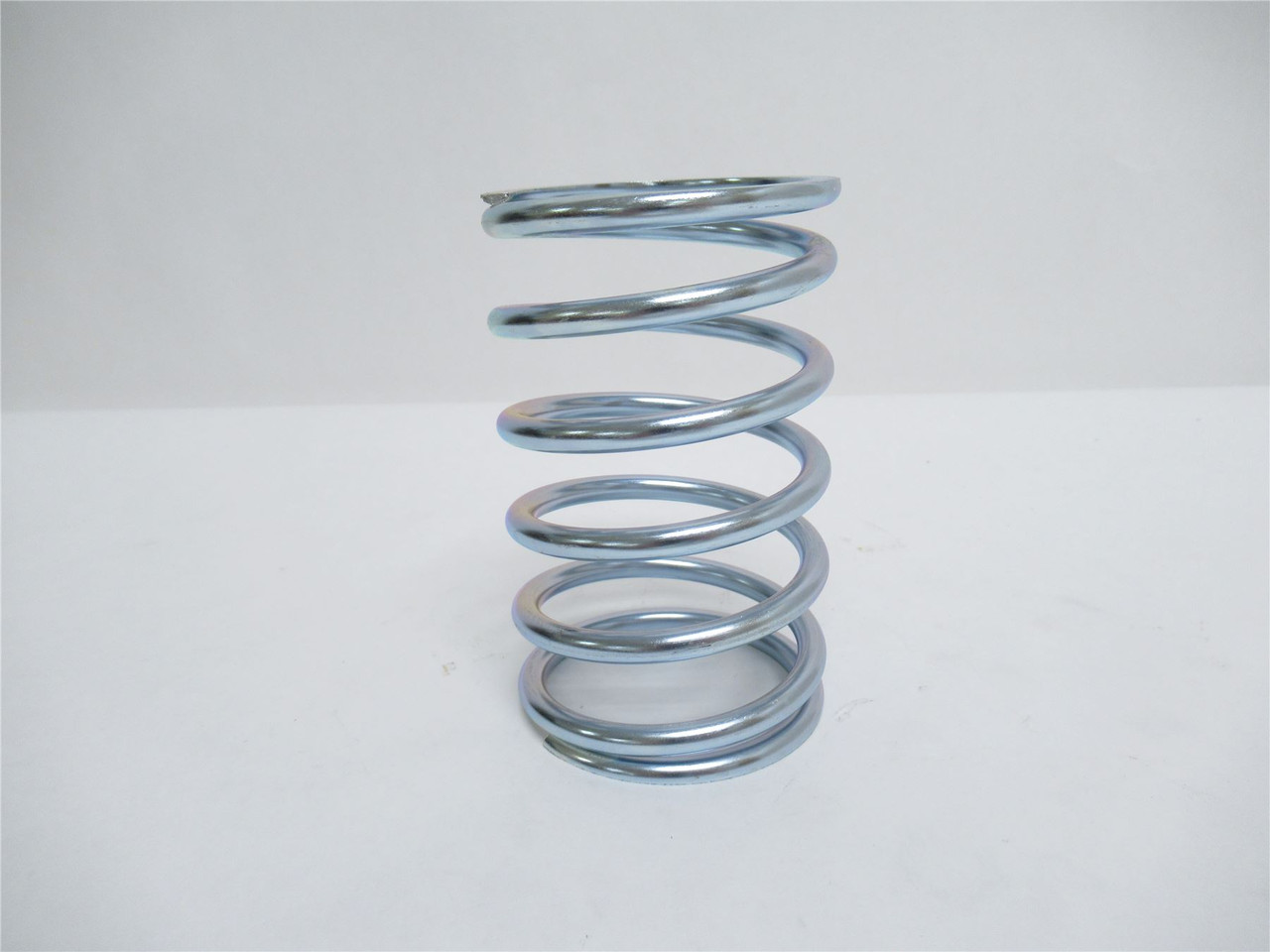MFG- 24MLSD13832; Steel Tooling Spring 2-5/8"OD; 4-1/4" Long