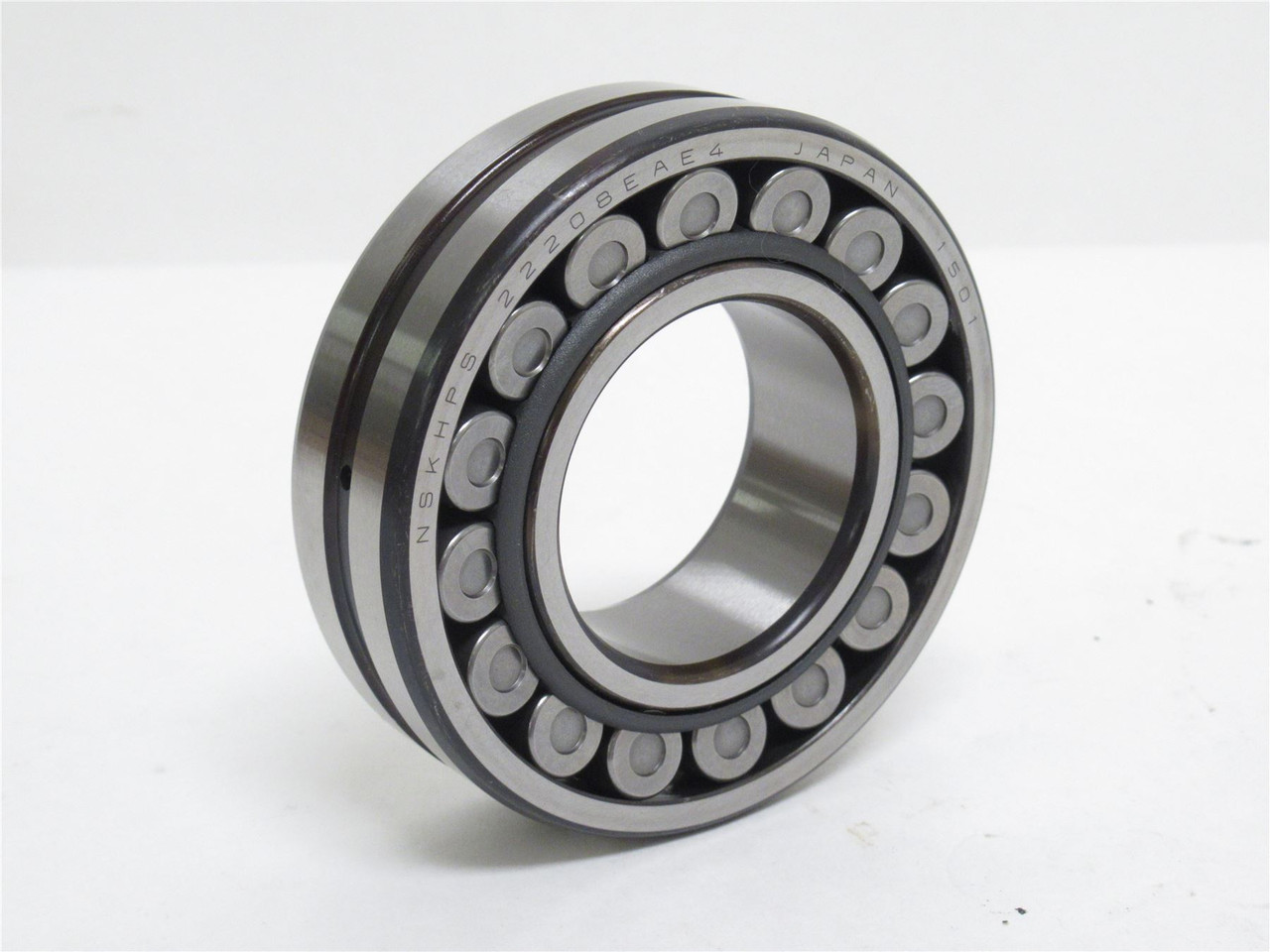 NSK 22208EAE4; Spherical Roller Bearing 40mmID x 80mmOD