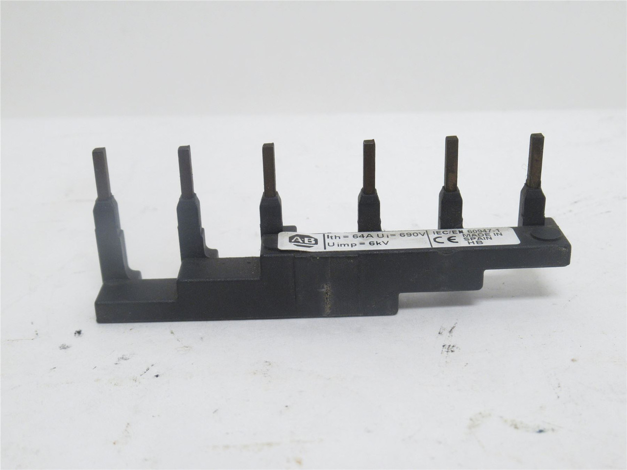 Allen-Bradley 140M-C-W452N; Continuous Current Bus Bar 3PH 64A