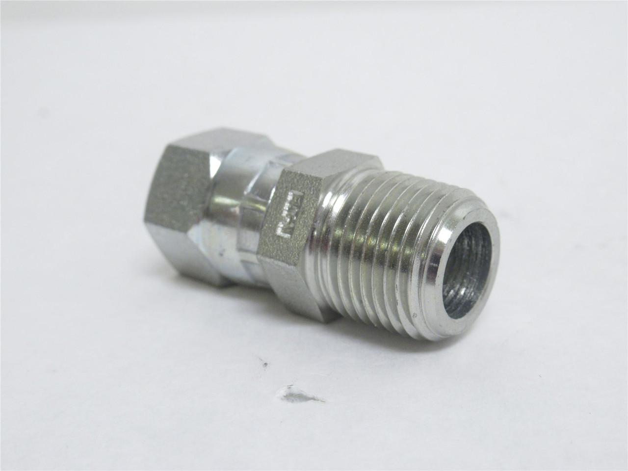 Eaton 2018-6-6S; Straight Hose Adapter; 3/8NPT x 3/8JIC