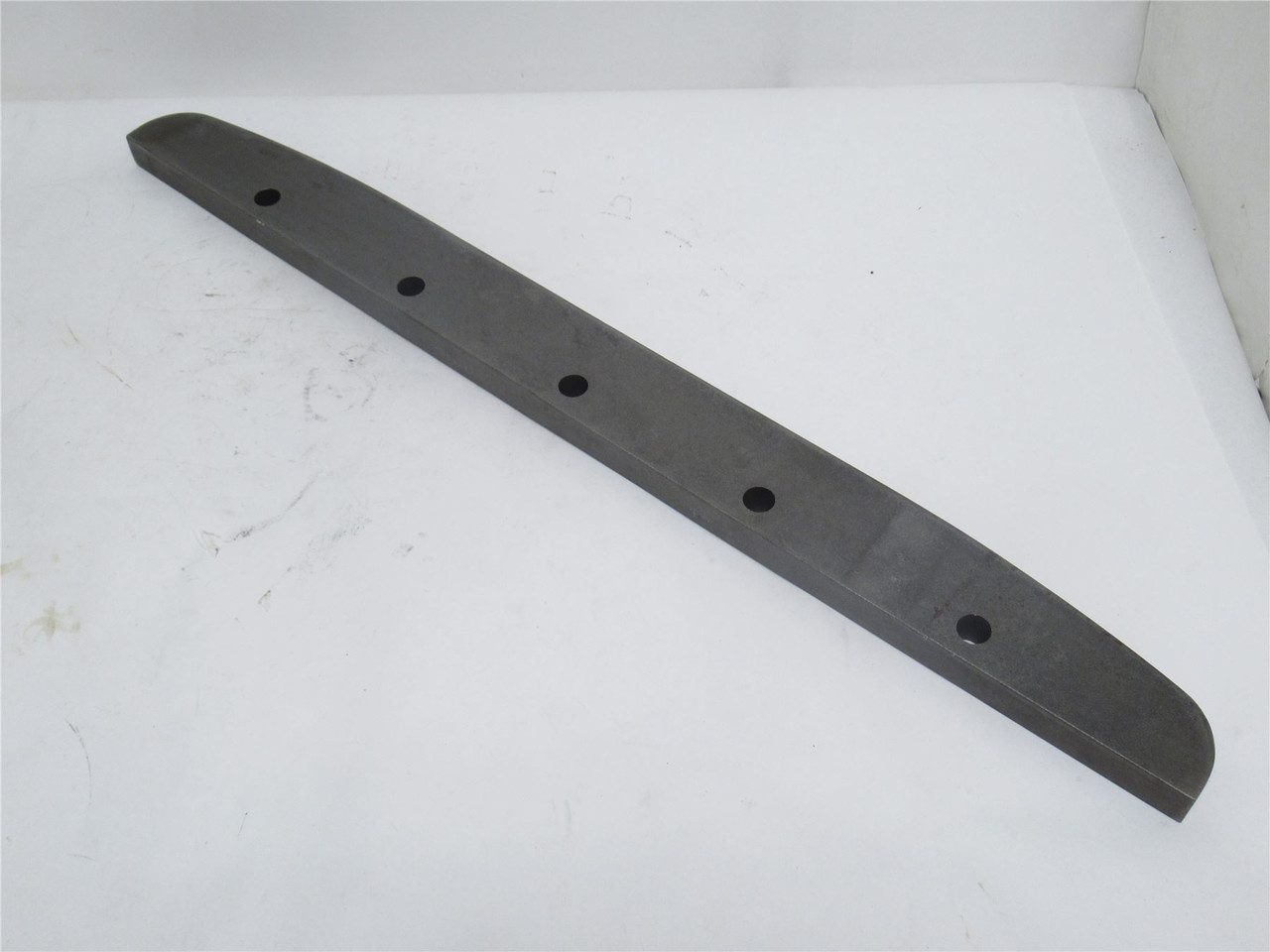 Durr Systems 32048818; Steel Back Up Bar 31" Long; 2-3/4" Wide