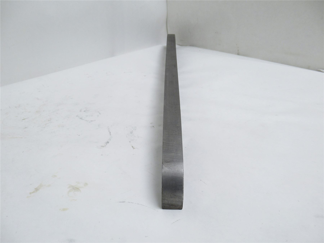 Durr Systems 32048818; Steel Back Up Bar 31" Long; 2-3/4" Wide
