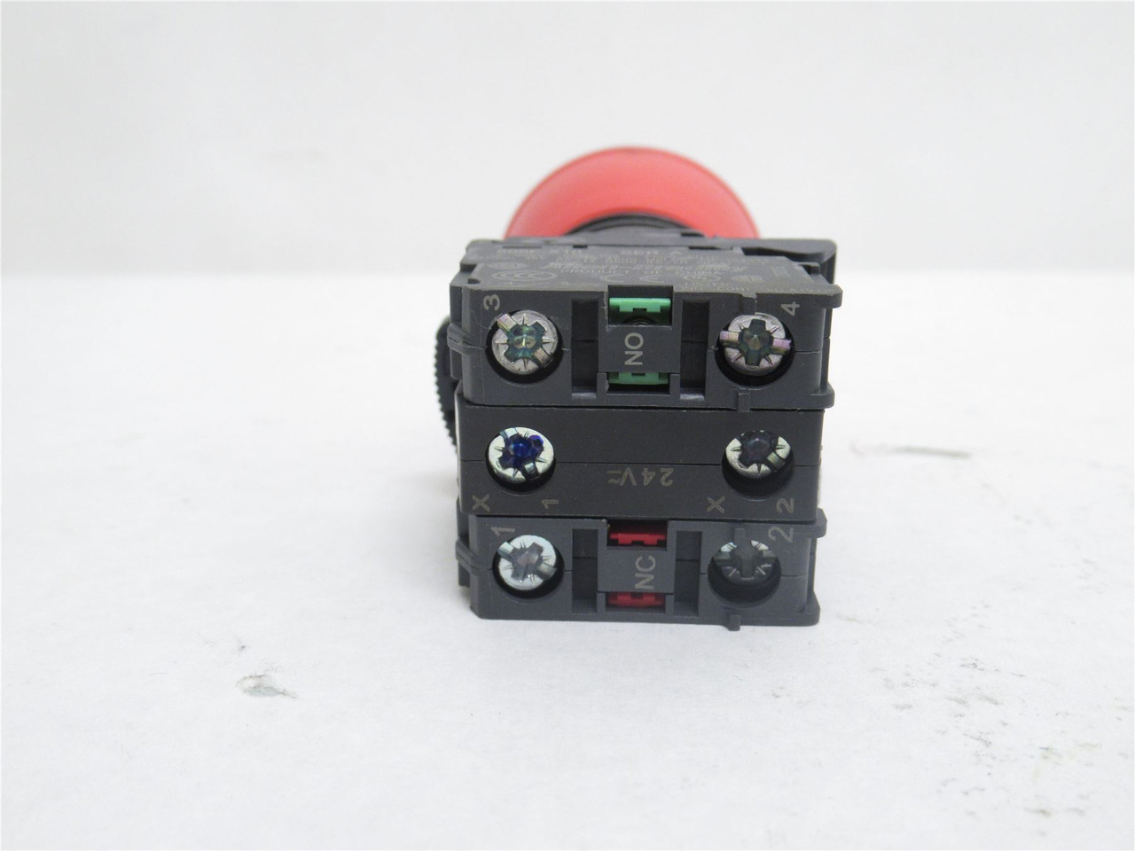 Vemag PPI200001725; Momentary Push Button Assembly; 10A; 600V