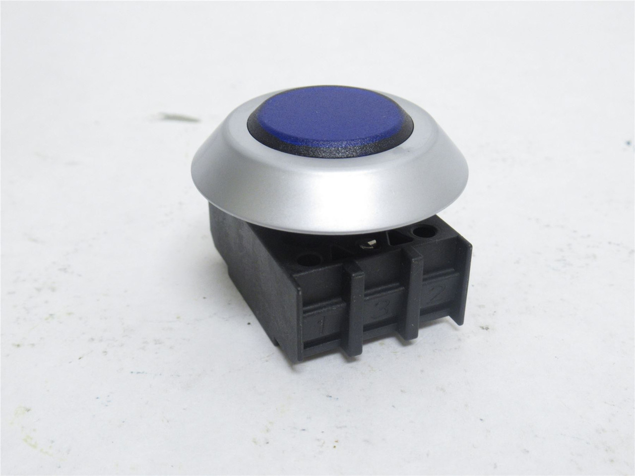 Schmersal NMLBL; Illuminated Blue Indicating Light 22mm Mount
