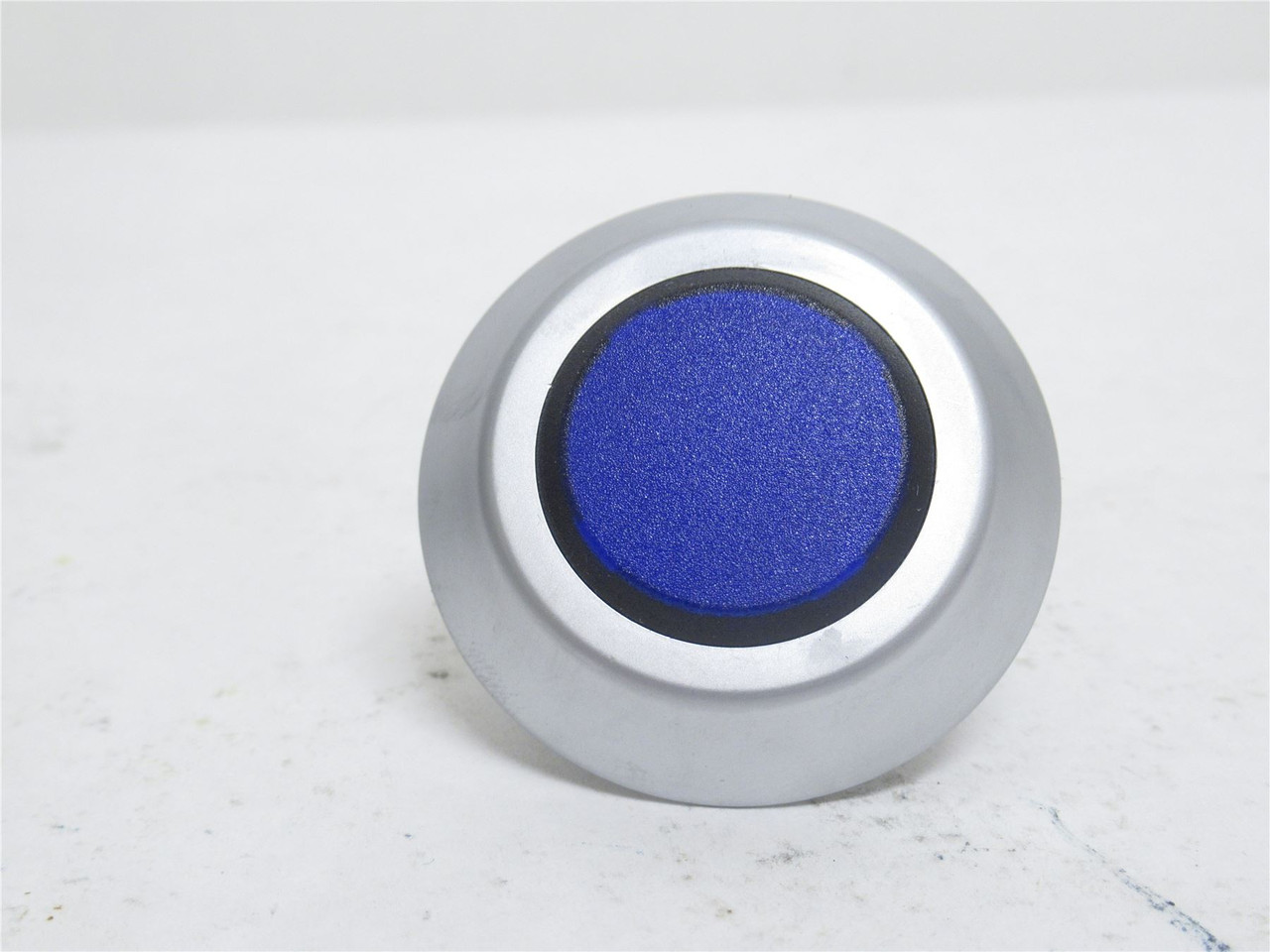 Schmersal NMLBL; Illuminated Blue Indicating Light 22mm Mount