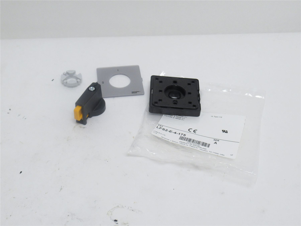 sprecher+ schuh LFS2-E-4-175;  Lockable Handle Kit; 48mm