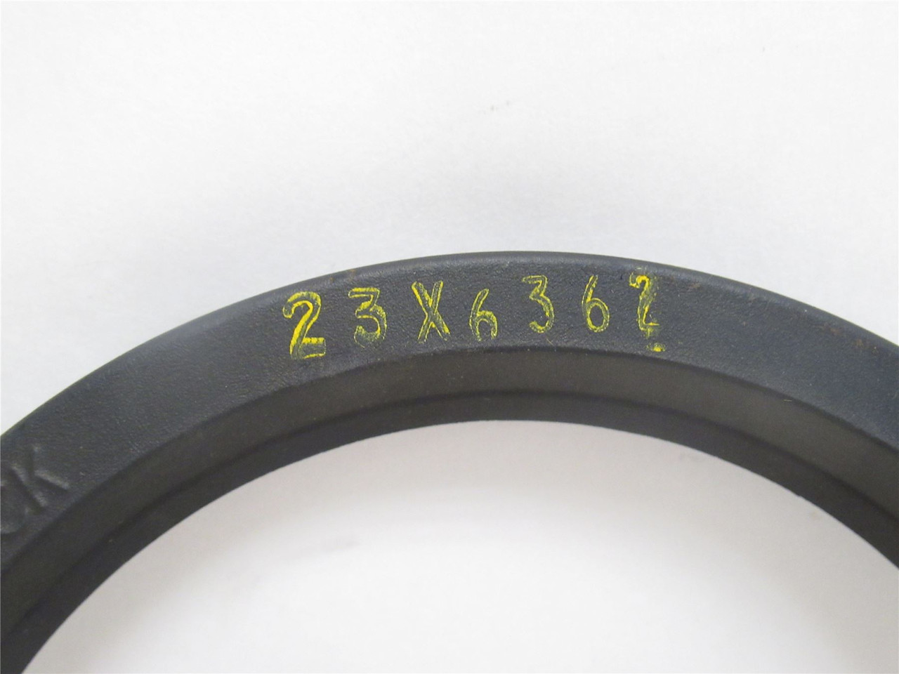 Garlock 23X6362; Split Oil Seal 4.43"ID x 5.438"OD x 1/2" Wide