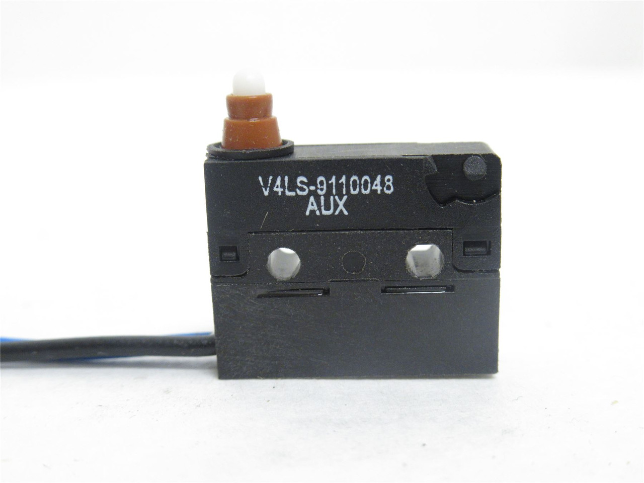 Hyster 1466601; Basic Wired Switch With Harness