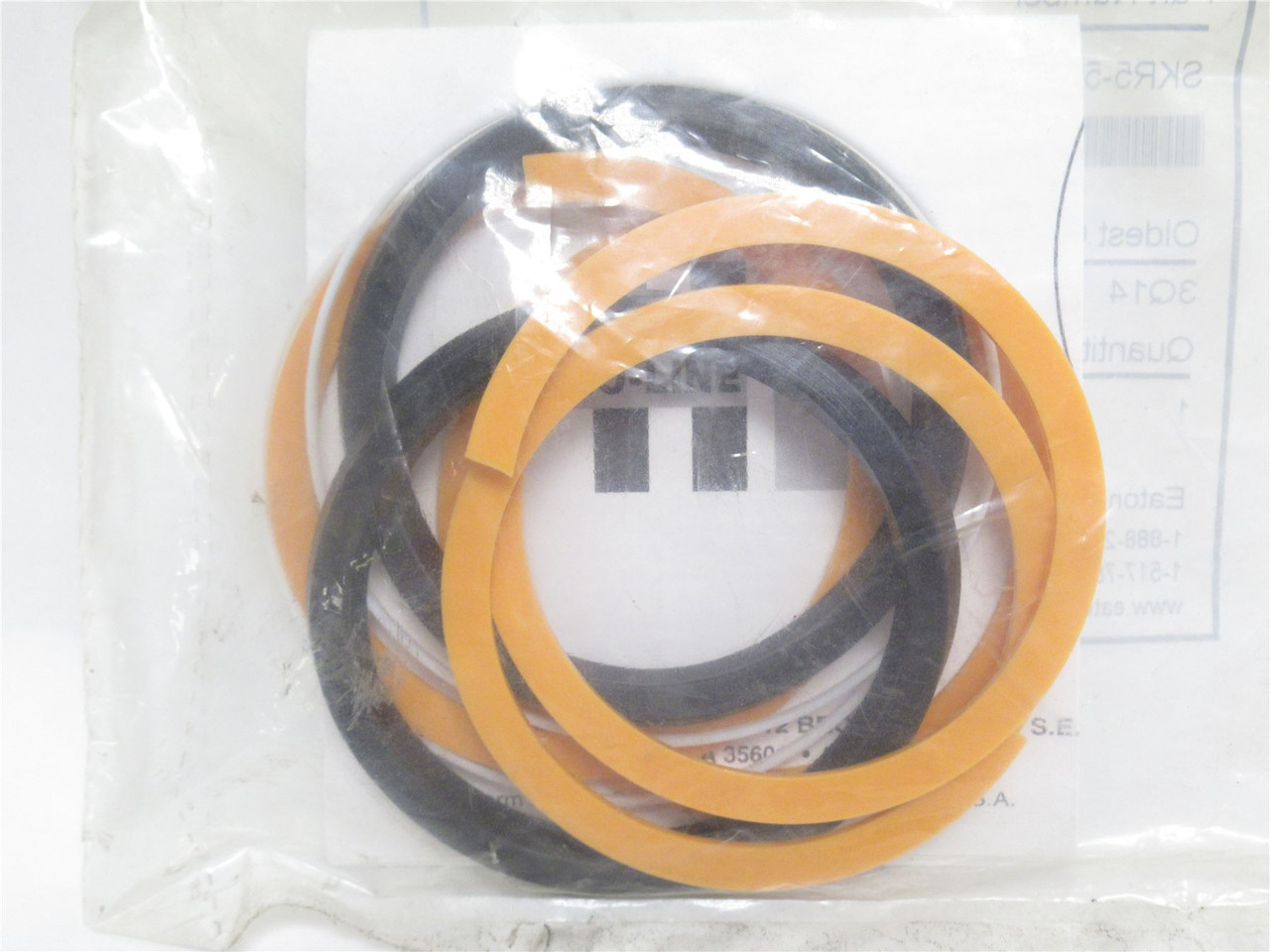 Eaton SKR5-512-05; Piston Seal Service Kit; 1-1/2" To 2"