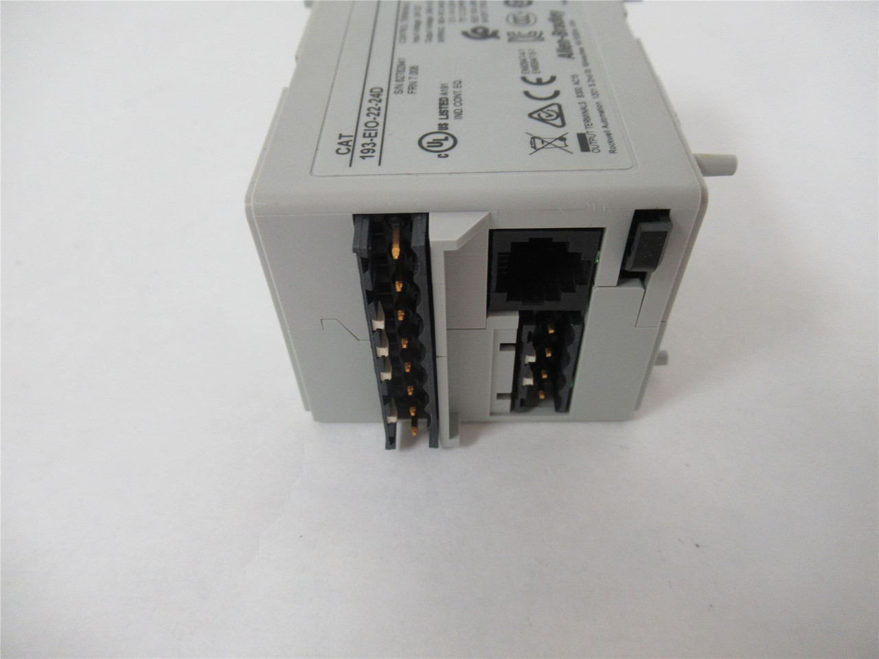 Allen-Bradley 193-EIO-22-24D; Control Module  24 VDC