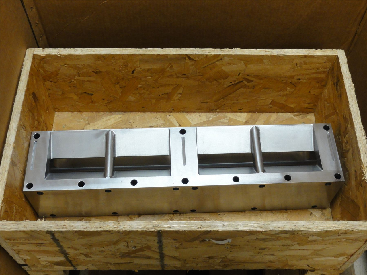 Formax D31028065071D; Manifold SST; H/C Plate