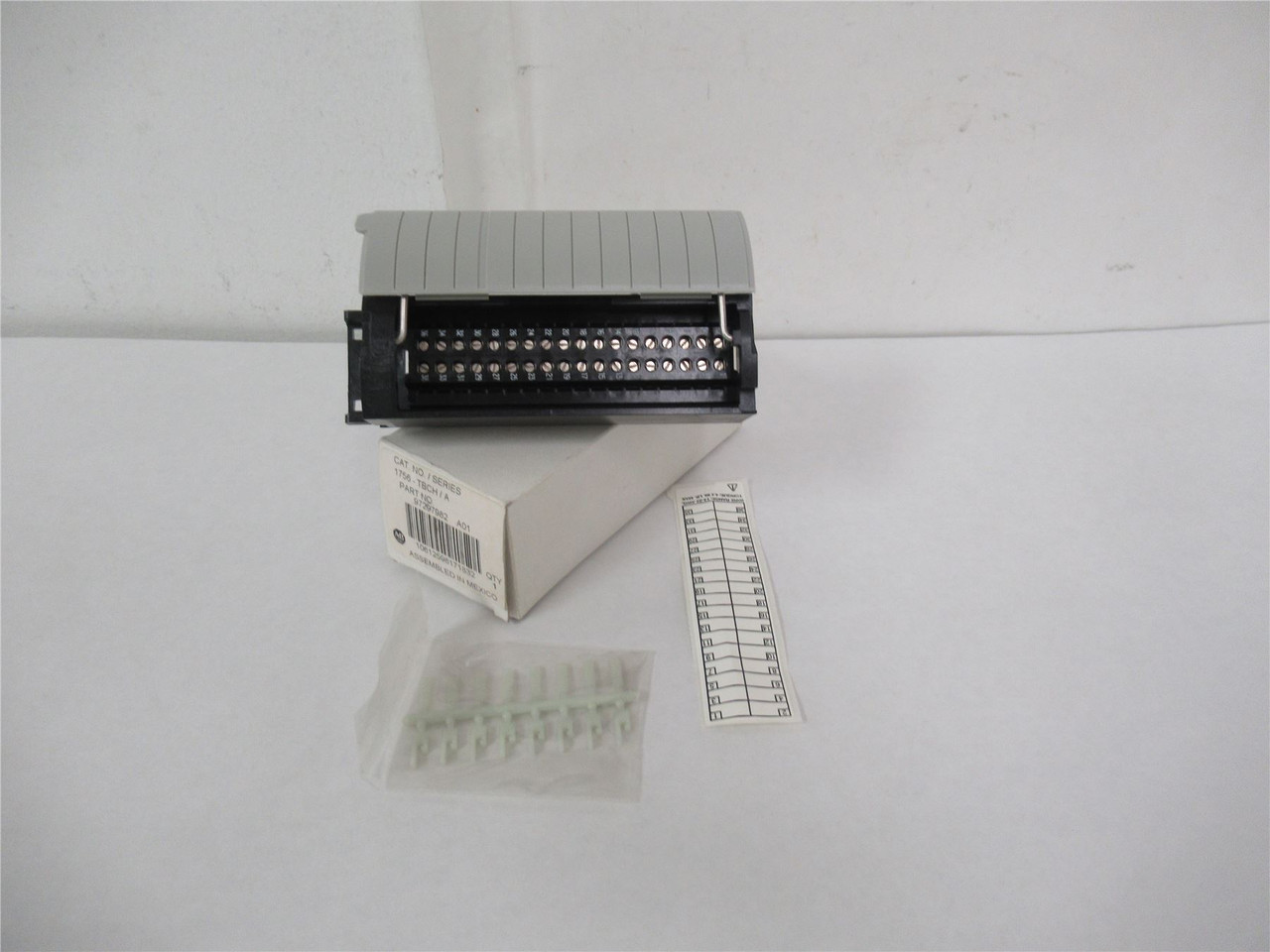 Allen-Bradley 1756-TBCH; XT Terminal Block