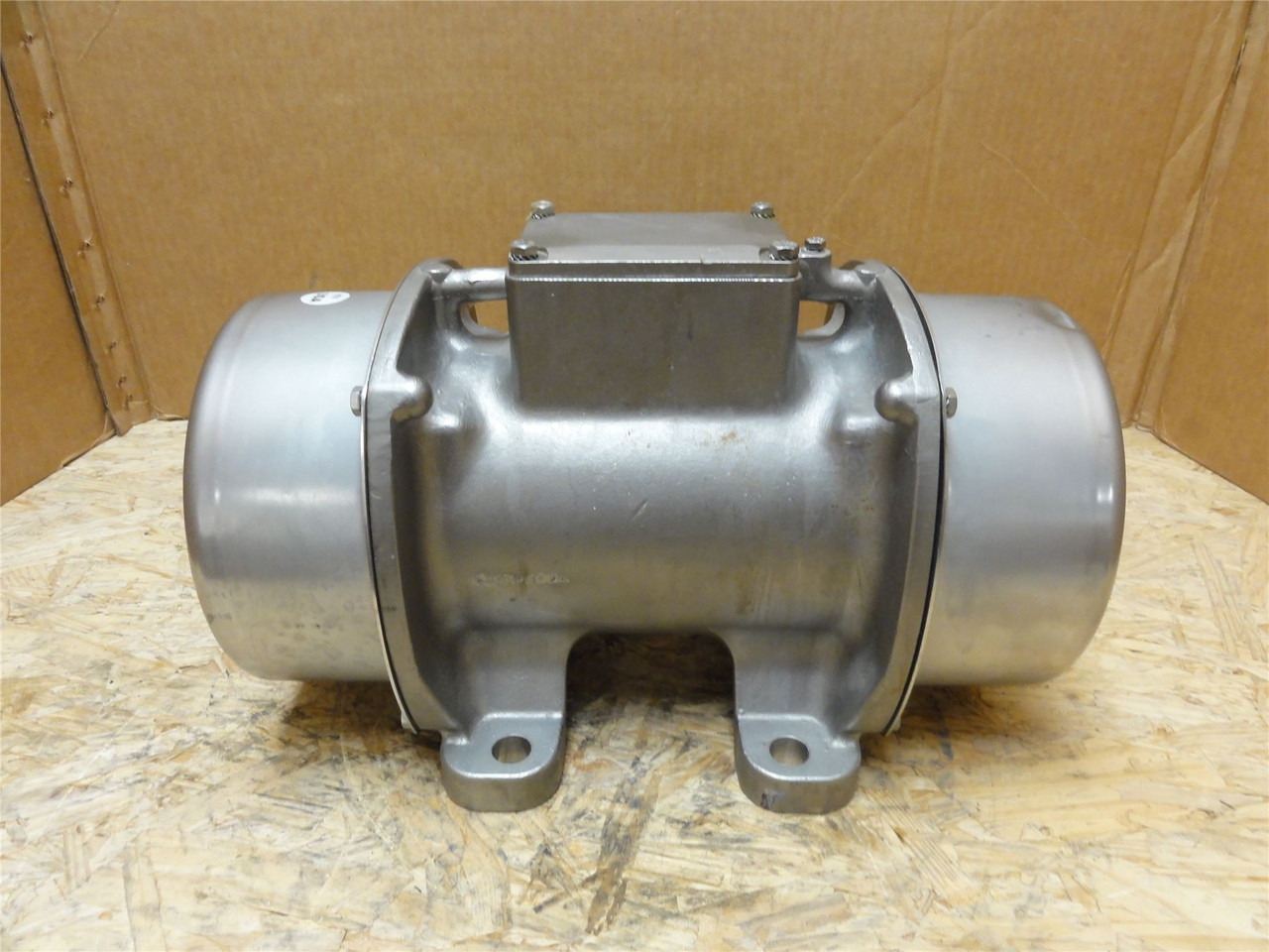 FPS MVSS-12-760; Electric Vibrator; 230/460VAC; 3PH; 1200RPM