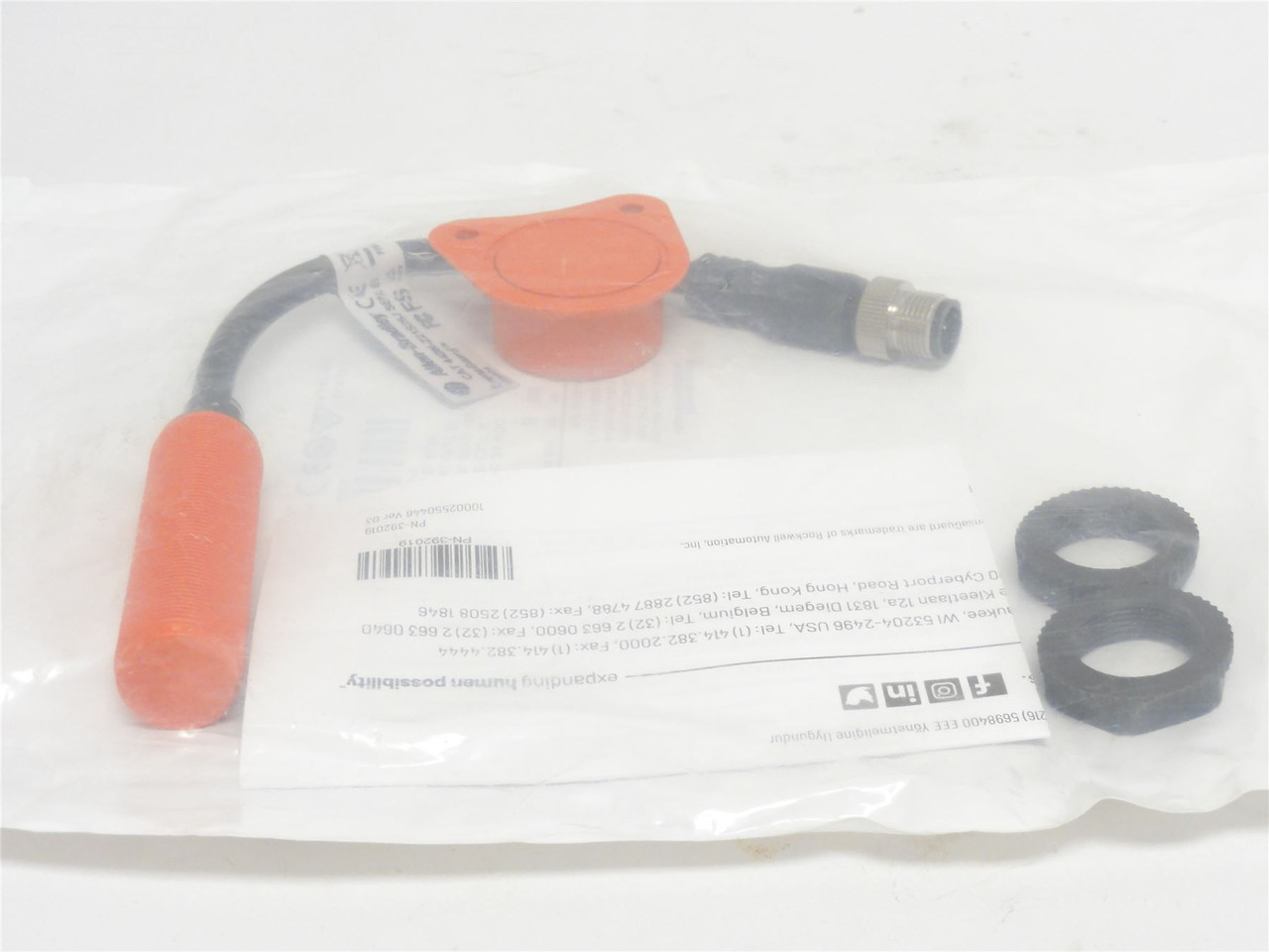 Allen-Bradley 440N-Z21S26J; Guardmaster Non-Contact Switch