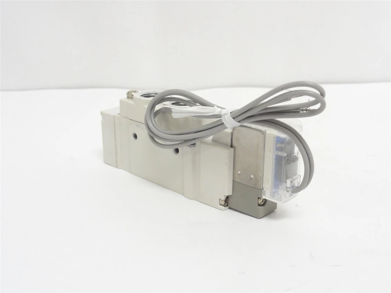 SMC SY5120-3G-01T; Solenoid Air Valve 0.15-0.7MPa; 110VAC