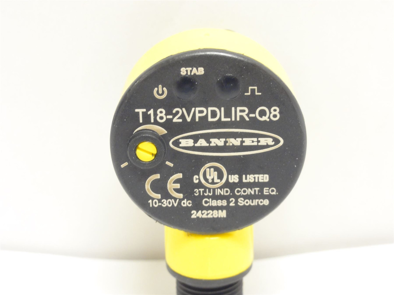 Banner T18-2VPDLIR-Q8; Diffuse Photo-Sensor; 10-30VDC; PNP