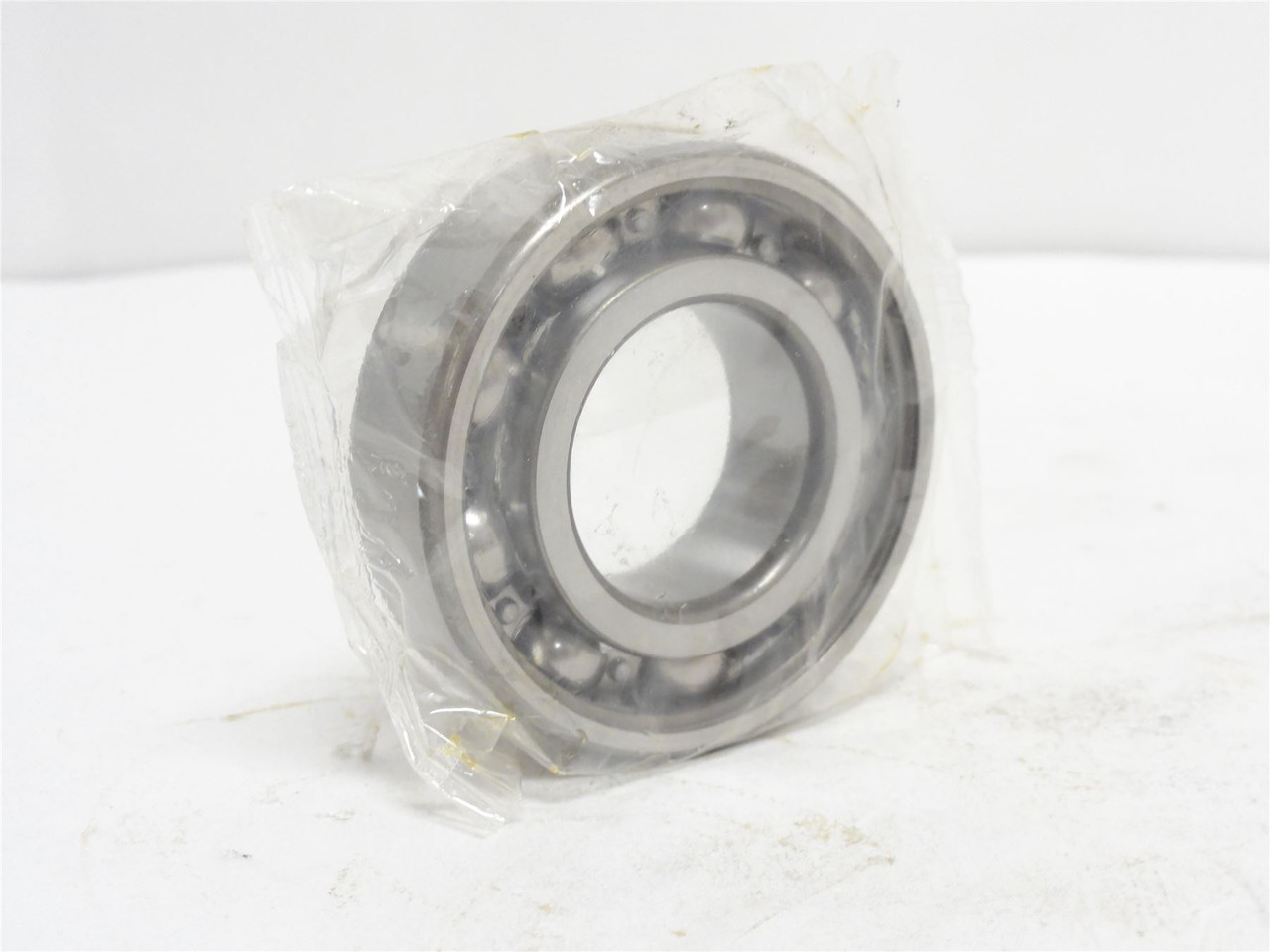 SKF 6205; Ball Bearing; 25mmID x 52mmOD x 15mm Wide