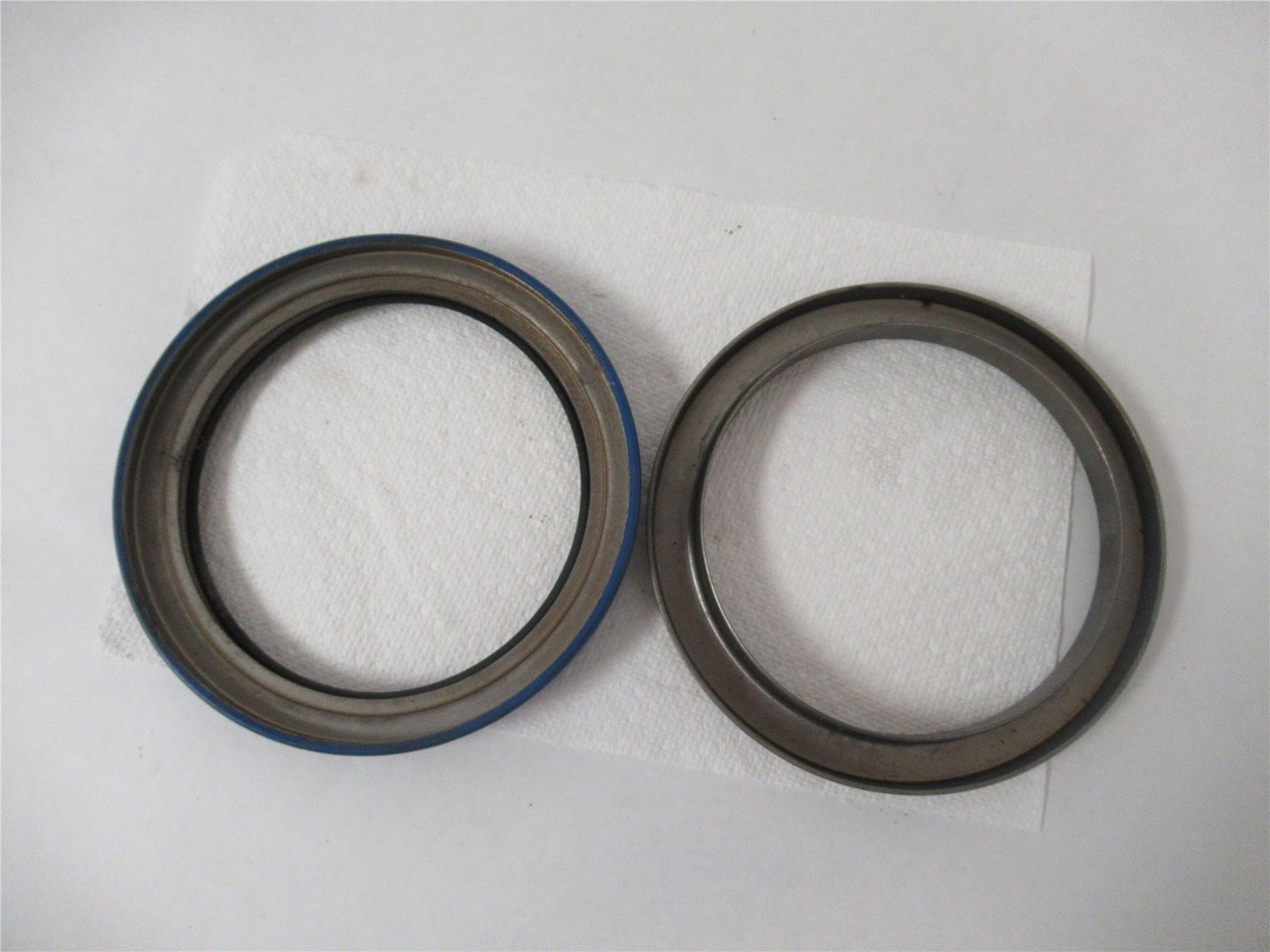 Stemco 372-7097; Trailer Axel Wheel Seal