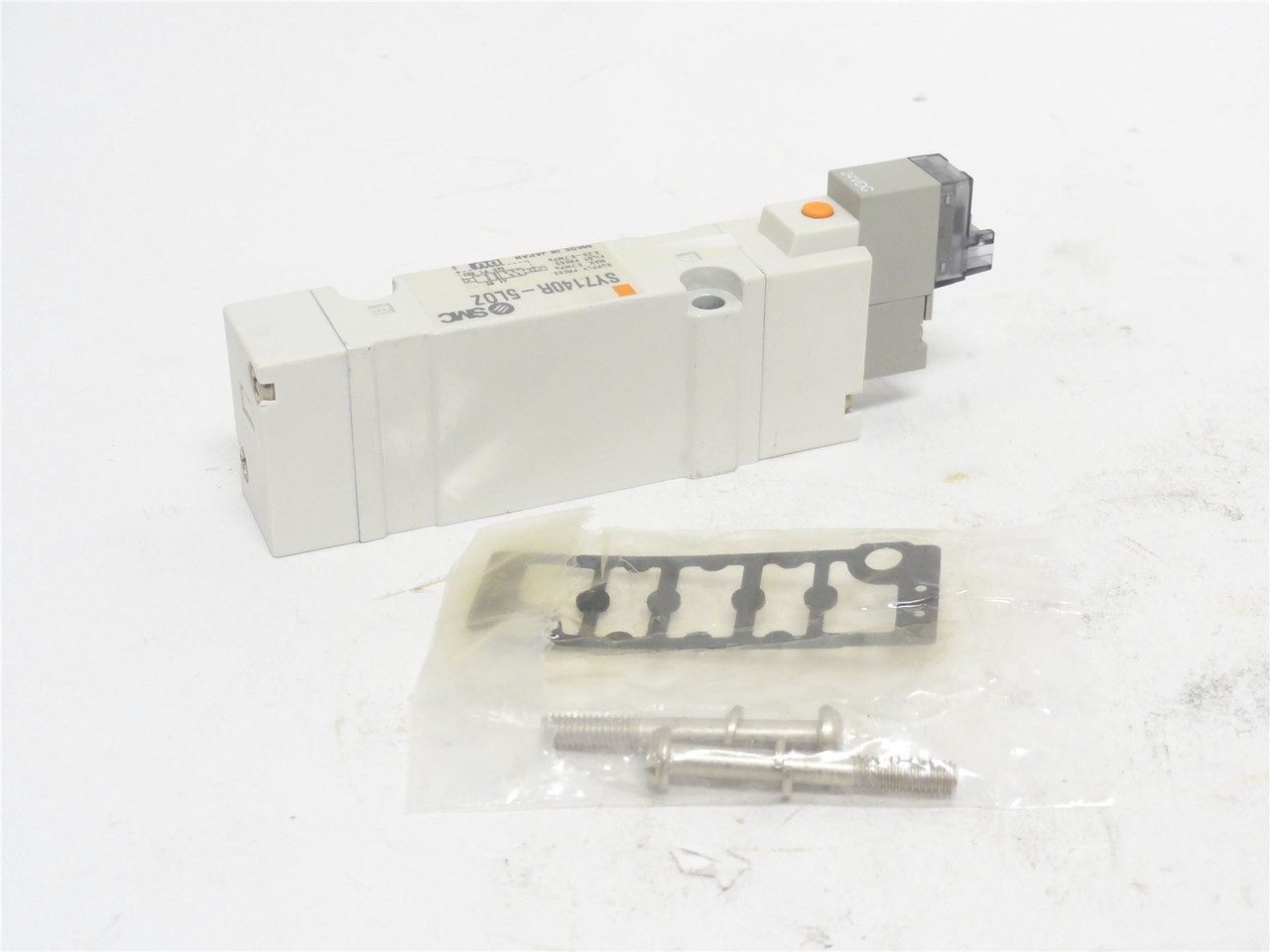 SMC SY7140R-5LOZ; Solenoid Air Valve; 0.25-0.7MPa; 24VDC