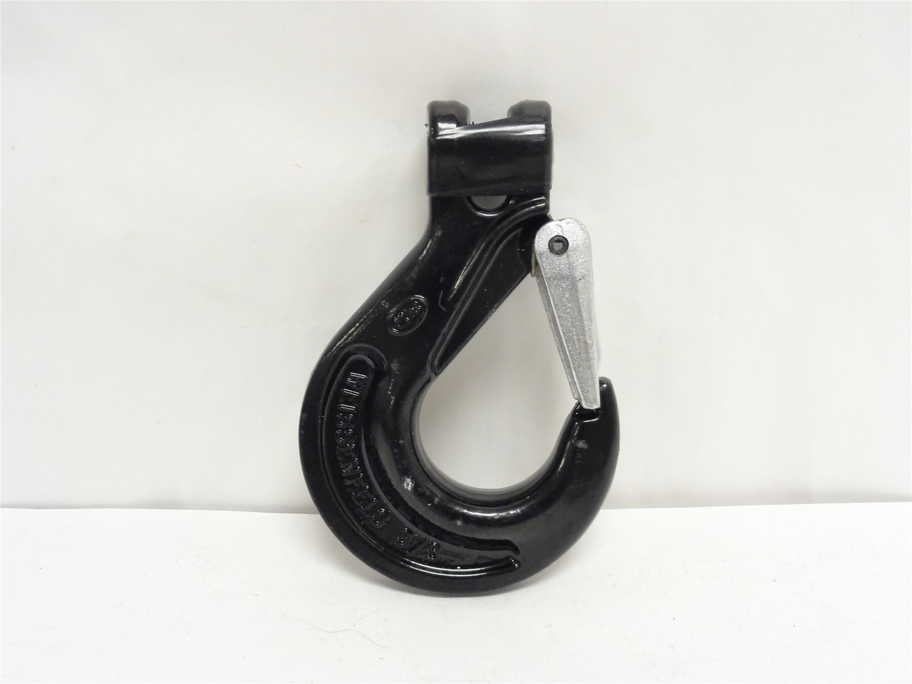 Peerless 8418480; Clevis Sling Hook W/Latch. Size: 3/8