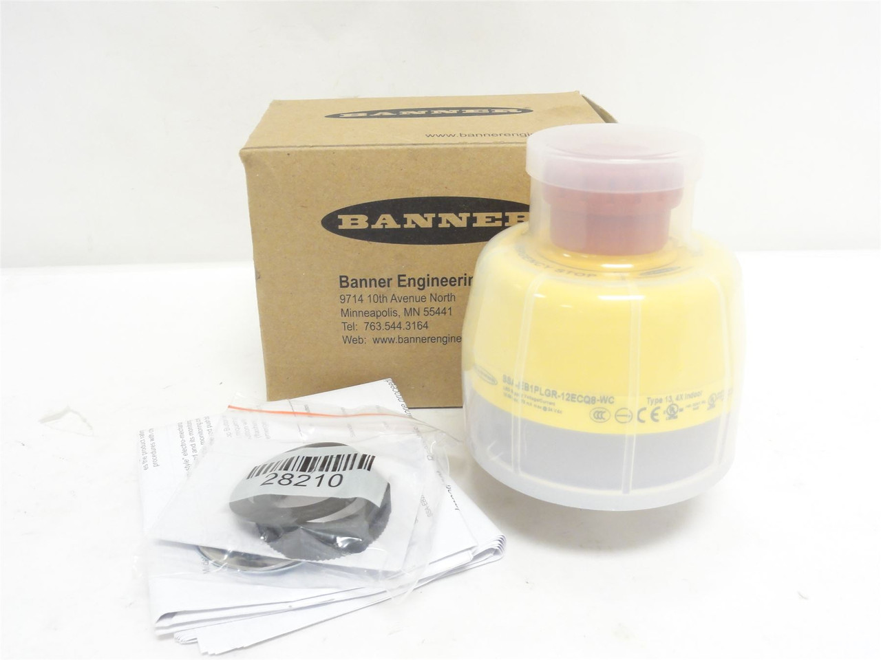 Banner SSA-EB1PLGR-12ECQ8-WC; E-Stop Pushbutton 800035 12-30V