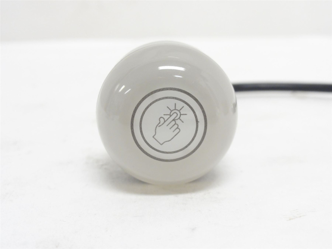 Banner K30ABT2FXGHQP; Illuminated Touch-Button 96649 12-30VDC