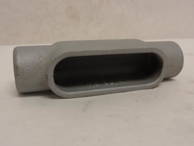 Appleton C27; Conduit Body; Type: C; 3/4 Fnpt; Malleable Iron
