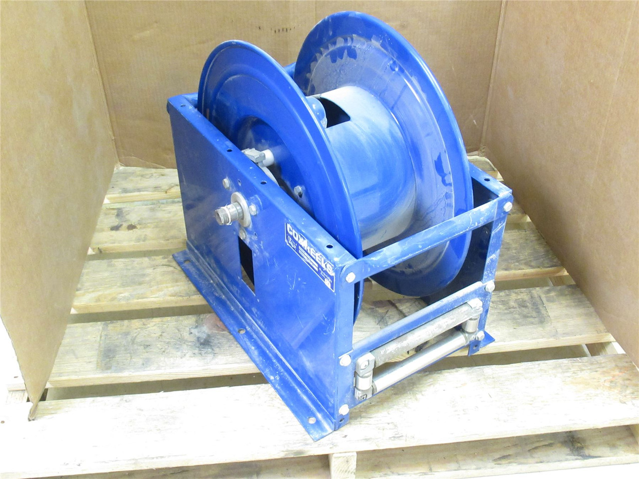 Coxreels SLPL-550; Spring Return Hose Reel; Good Core