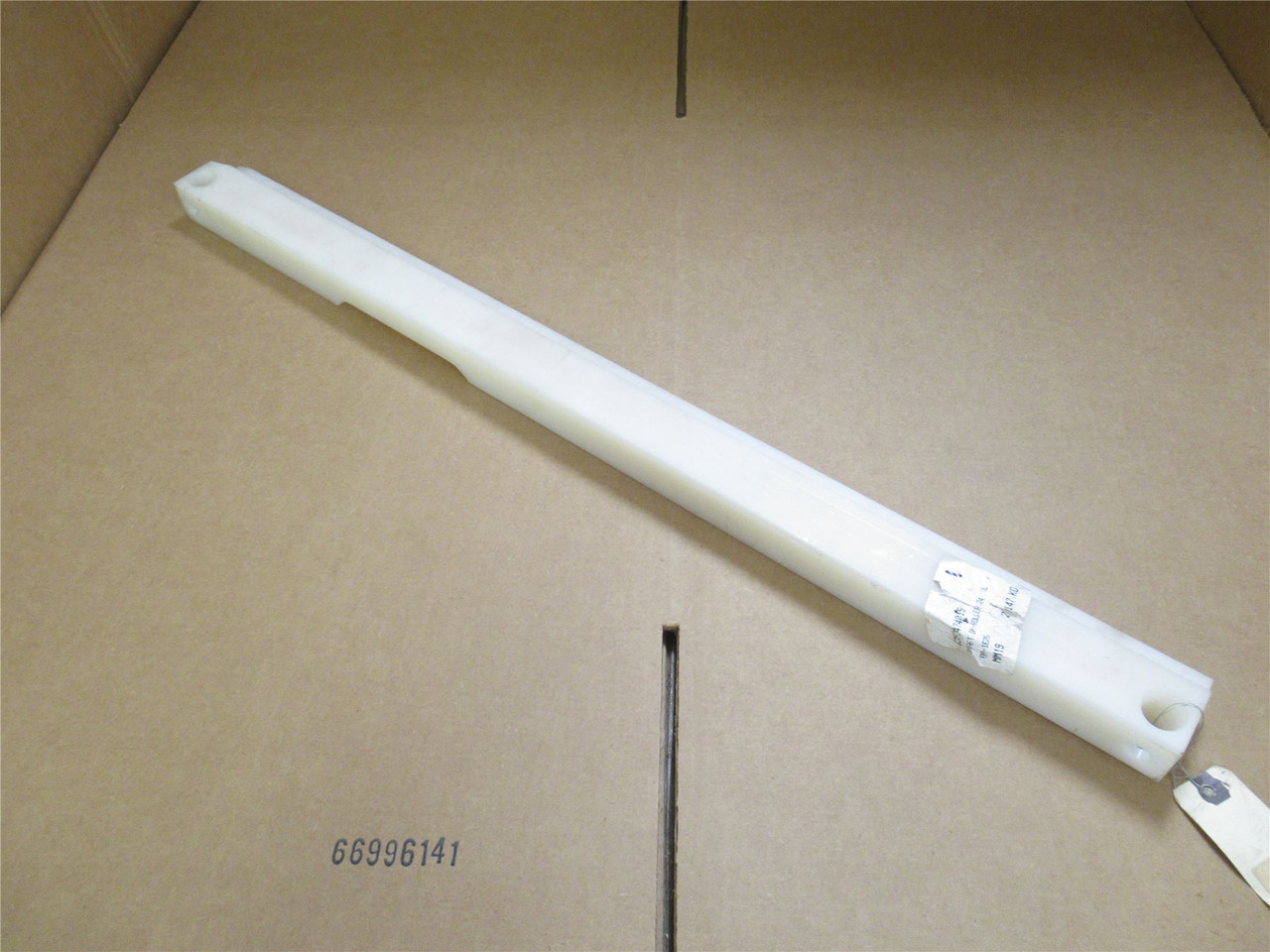 Marel 3955179; Carrier Rail Guide; 31-1/4" Long; UHMW