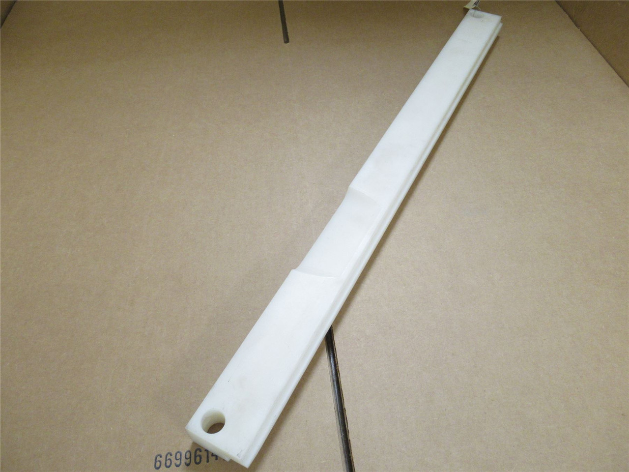 Marel 3955179; Carrier Rail Guide; 31-1/4" Long; UHMW