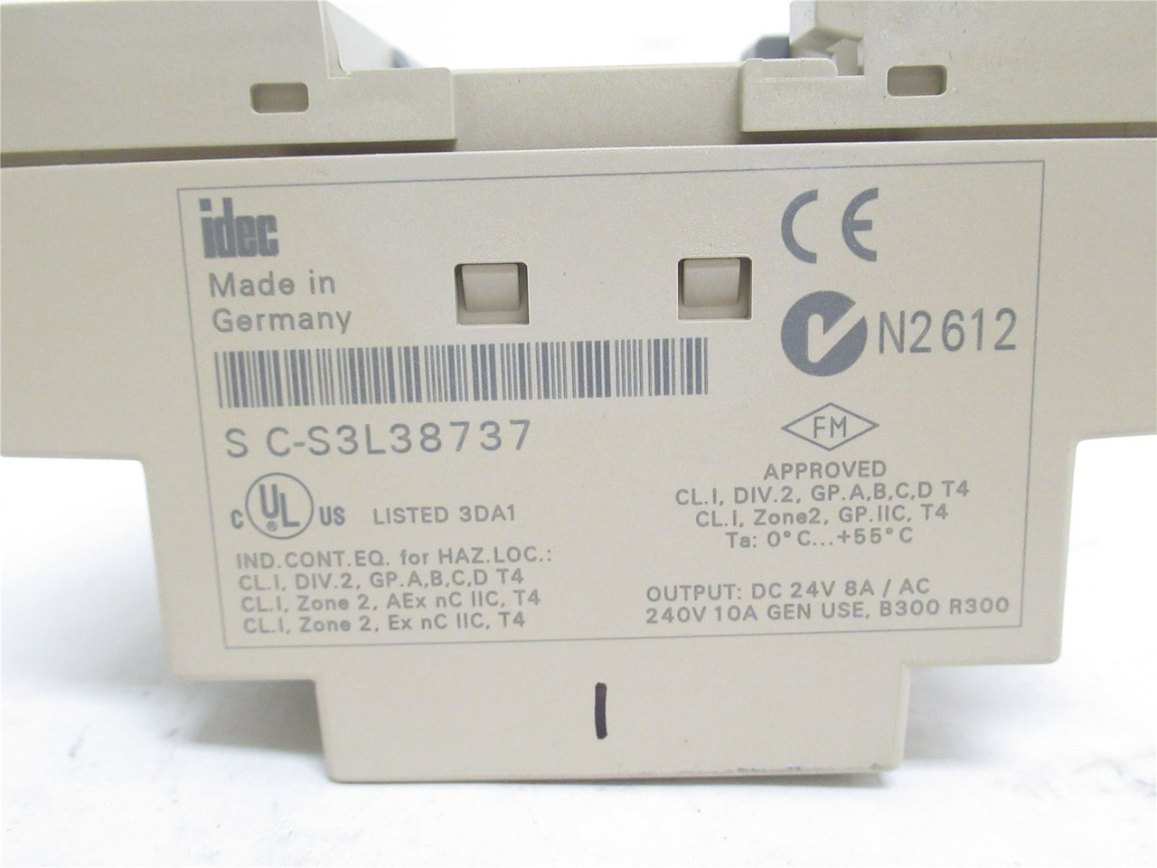 Idec FL1C-B12RCA; SmartRelay Controller; 24VAC/DC; 8-Input