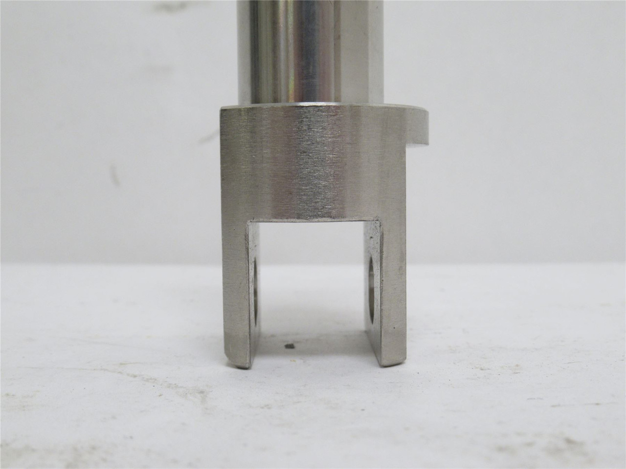 Cryovac FUR4-58452; Rubber Rod Holder; SS