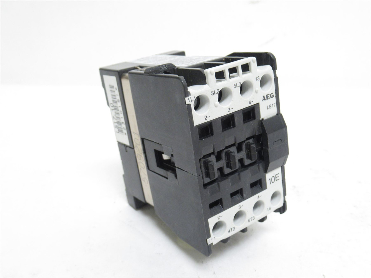 AEG 910-302-663-25-24; Contactor; 30A; 600VAC; 3P; Coil: 24V