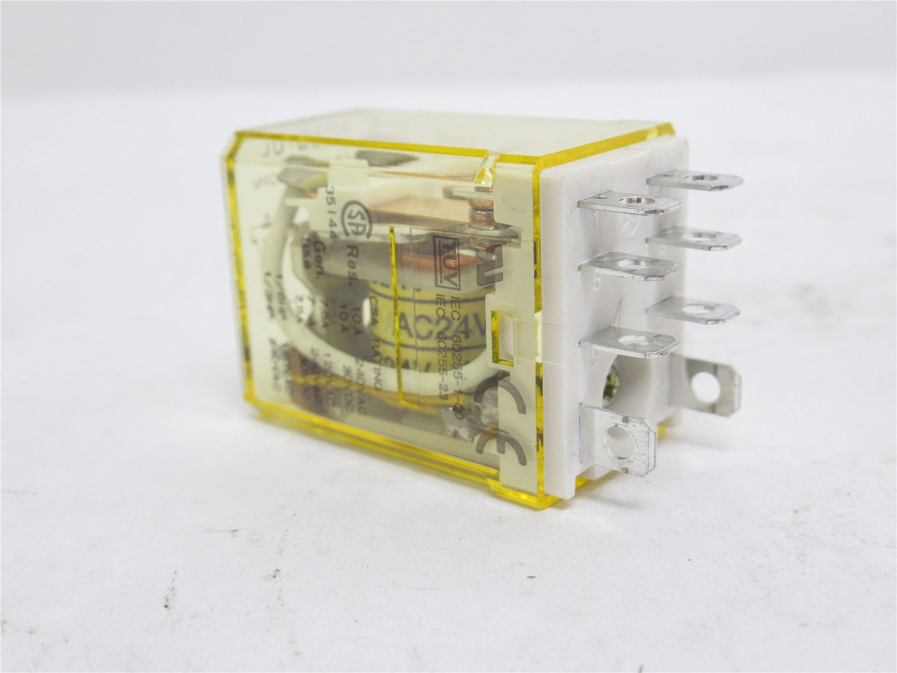 Idec RH2B-ULAC24V; Relay; GP; 10A; 240VAC; Coil: 24VAC