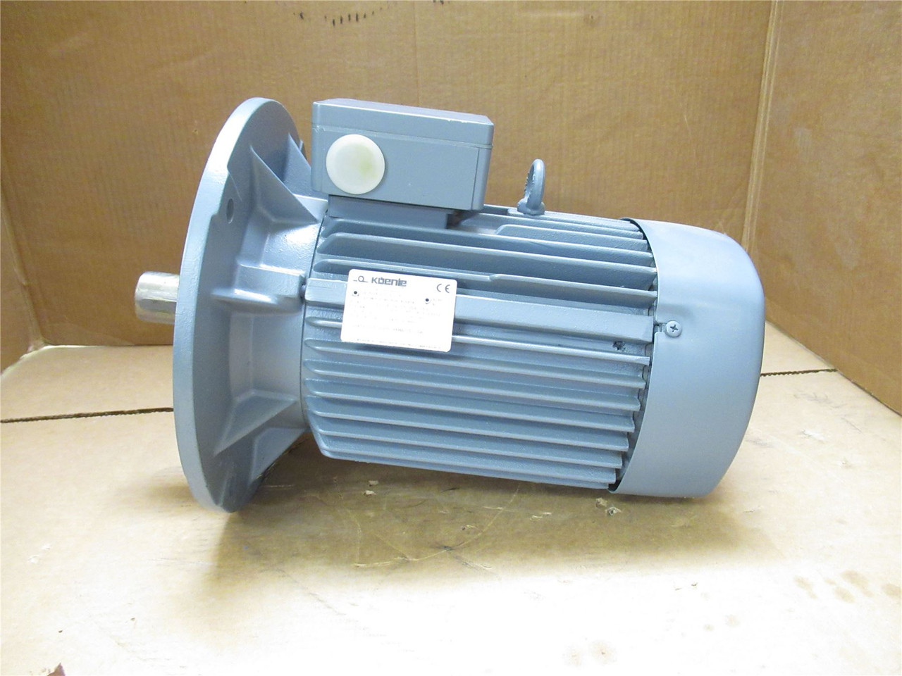 Koenie K21R 132 S 2 T; AC Motor 6.6kW; 208/360V; 3430RPM; 3PH