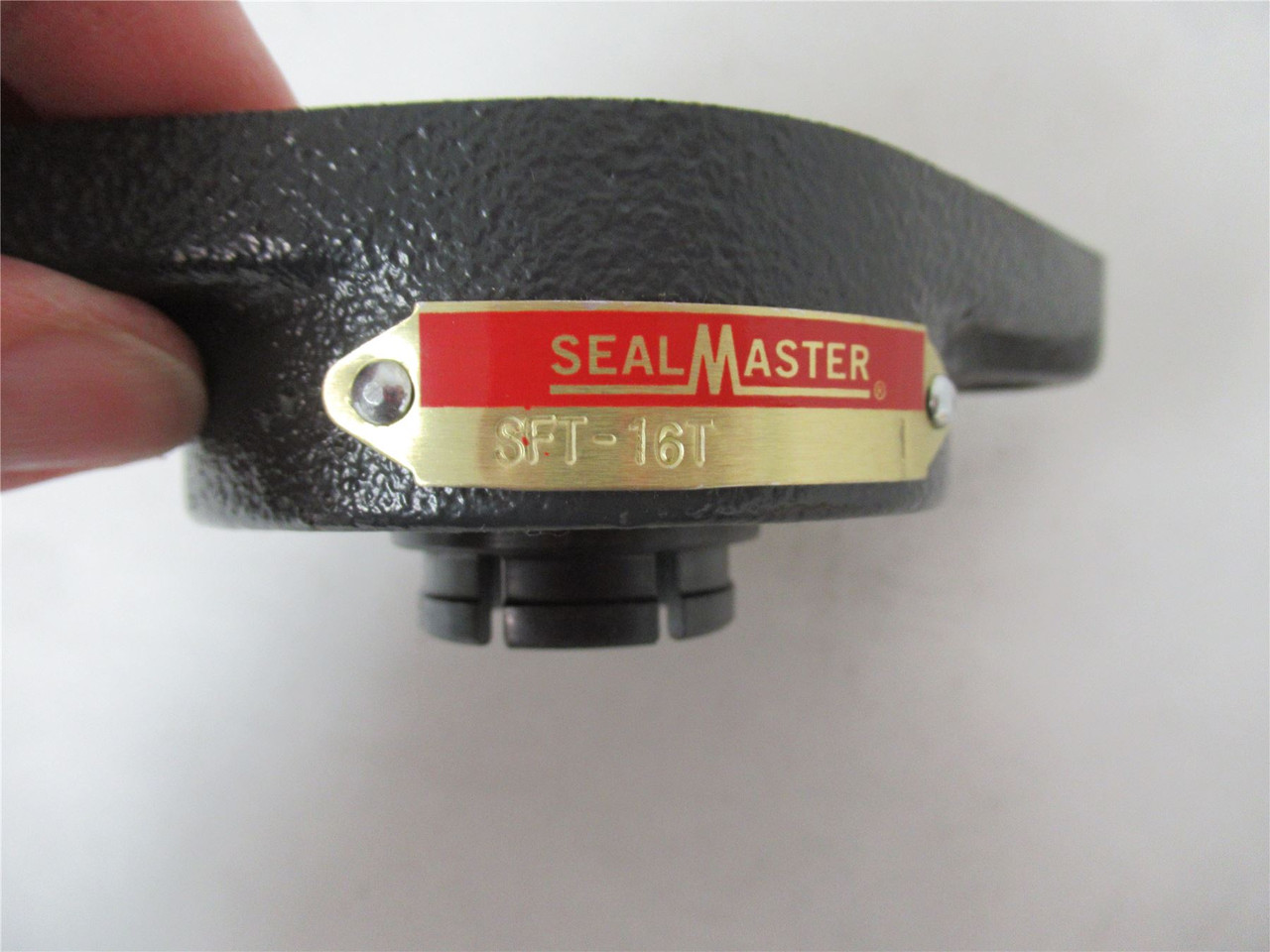 SealMaster SFT-16T; 2-Bolt Flange Bearing 1"ID
