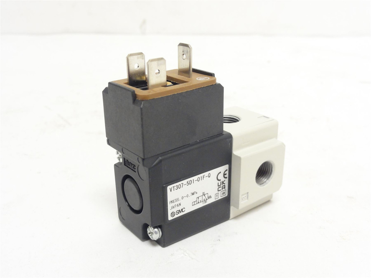 SMC VT307-501-01F-Q; Solenoid Air Valve; 0-0.7MPa; 24VDC