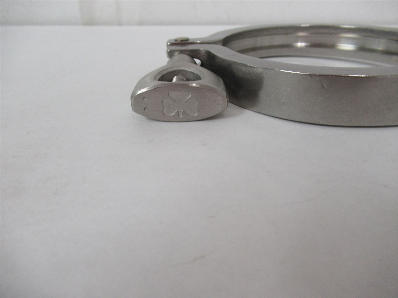 Tri-Clover 13MHHVM3S; Sanitary Clamp 3" Schedule 5 SS